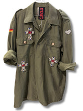 Carica l'immagine nel visualizzatore di Gallery, I LOVE MART SAHACROCEMILITARE
