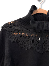 Carica l'immagine nel visualizzatore di Gallery, PAPER LACE A749NERO
