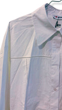 Carica l'immagine nel visualizzatore di Gallery, Camicia bianca over 

