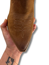 Carica l'immagine nel visualizzatore di Gallery, DIVINE FOLLIE PEDF203CUOIO
