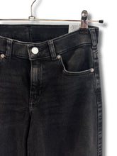 Carica l'immagine nel visualizzatore di Gallery, DR DENIM ZILA MID WIDENERO VINTAGE
