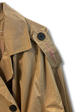 Carica l'immagine nel visualizzatore di Gallery, I LOVE MART TRENCHSECRETBEIGE

