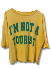 Carica l'immagine nel visualizzatore di Gallery, ONE TEE MARGARETYELLOW
